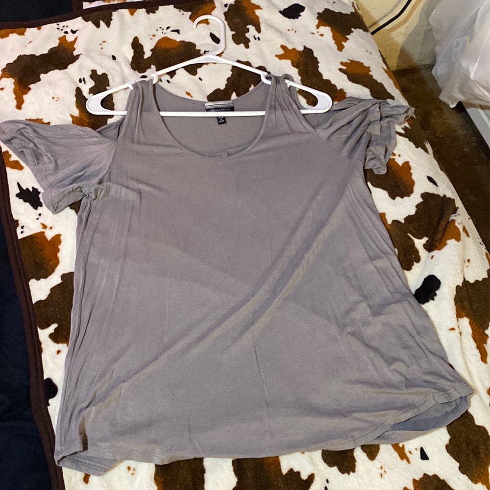 off the shoulder tee